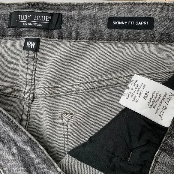 Judy Blue Women Full Size Button Fly High Waist Cuffed Capris 24 Gray Denim 23 - Picture 8 of 15